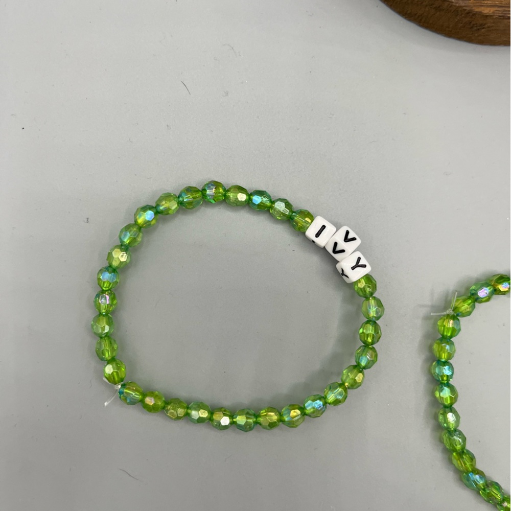 Ivy bracelet.